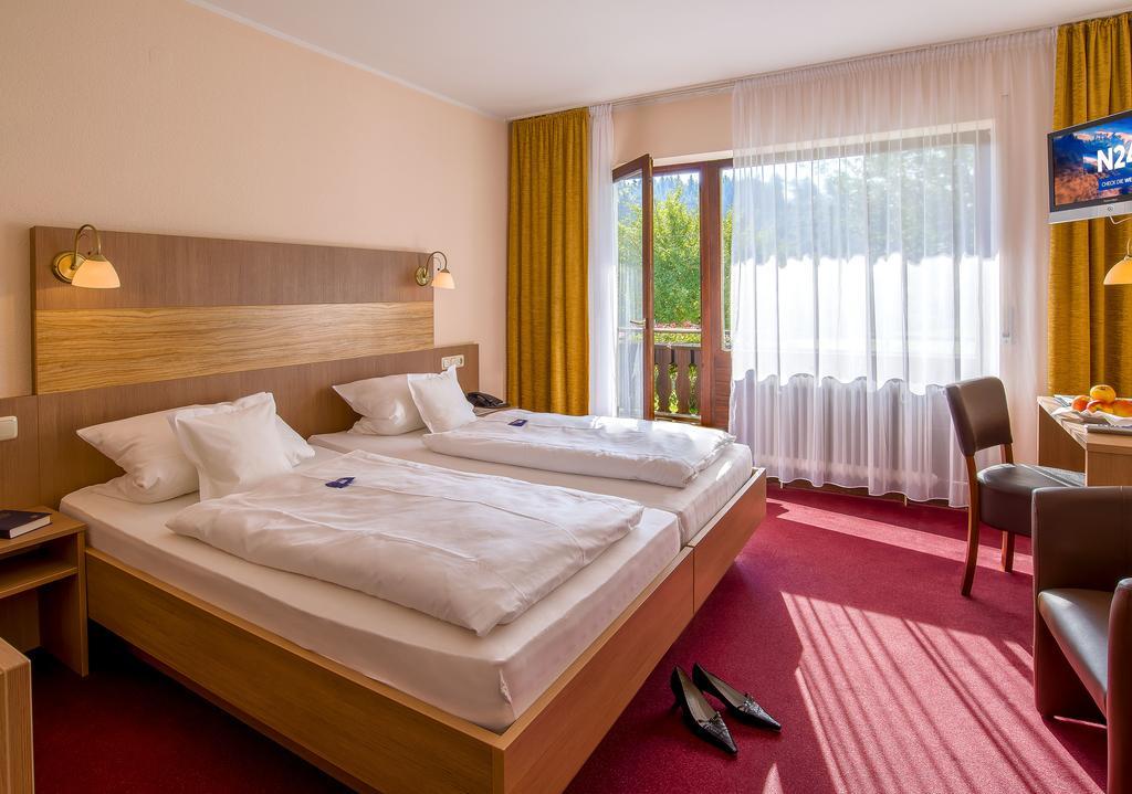 Weilbach Gasthof & Landhotel Ohrnbachtal מראה חיצוני תמונה